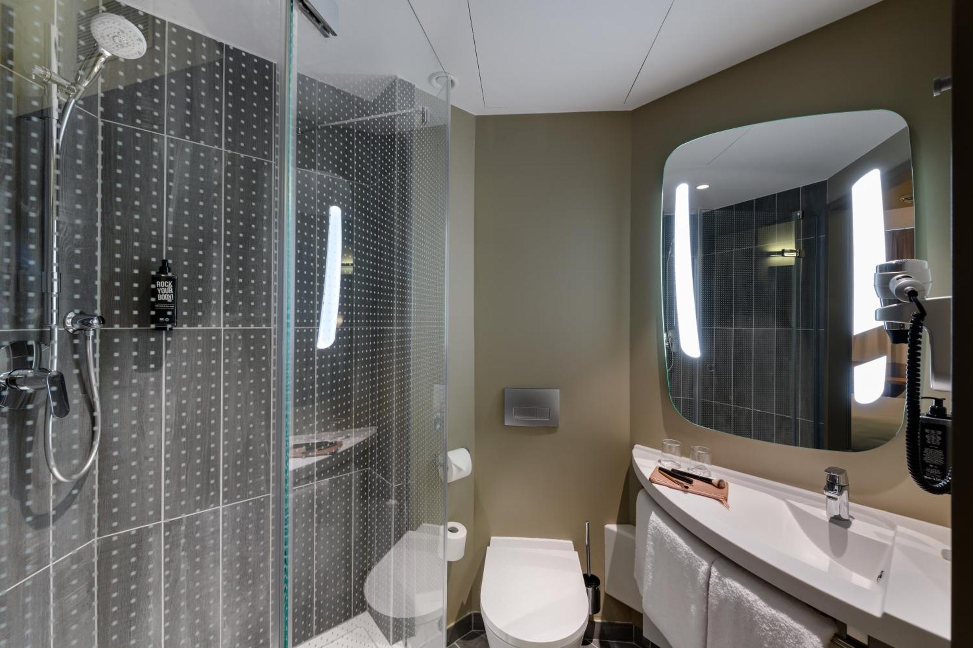 Ibis Regensburg Zentrum Стая снимка